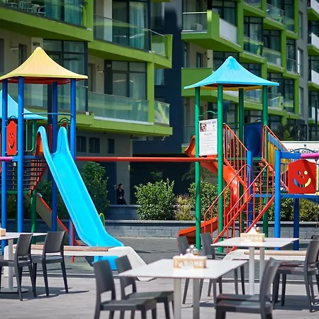 Apartman Floor Sea View N Pools Năvodari