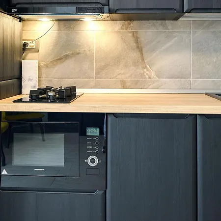 Floor Sea View N Pools Năvodari