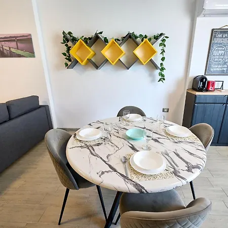 Floor Sea View N Pools *